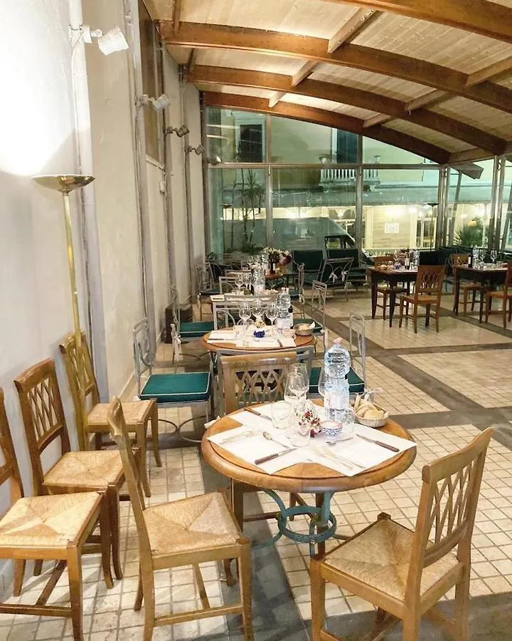 Hotel Corallo Montecatini Terme Italy