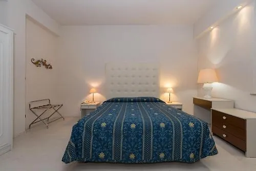 Hotel Corallo Montecatini Terme 3*,